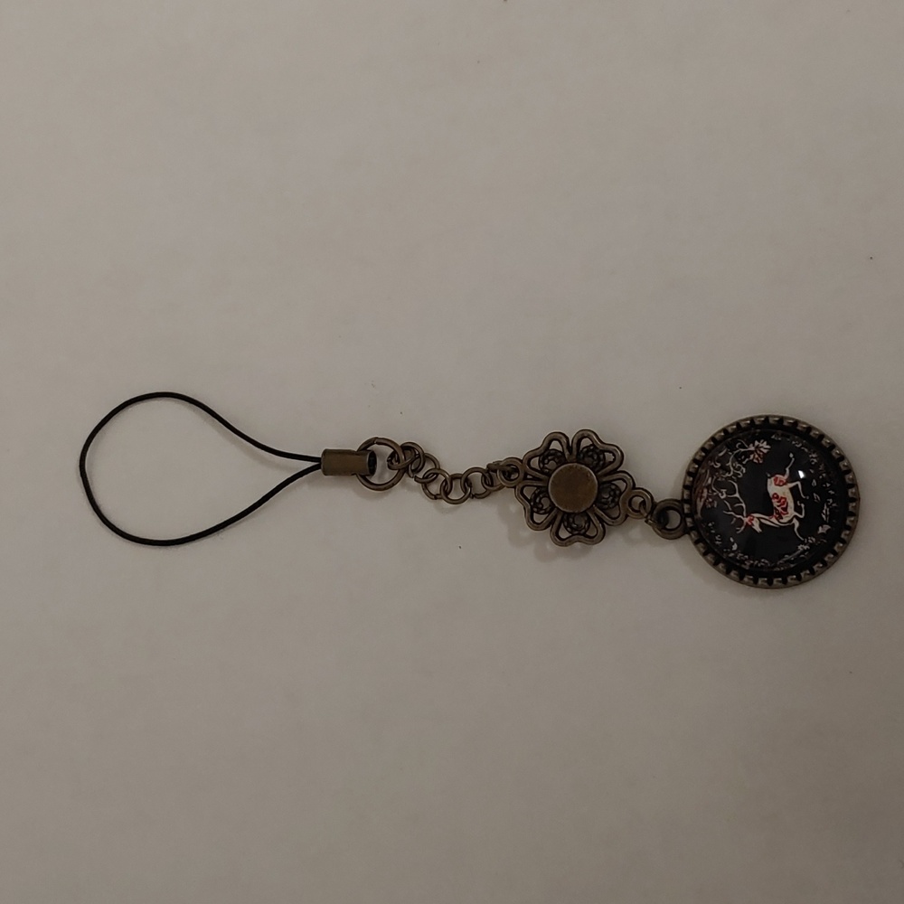 Winter key/phone chain